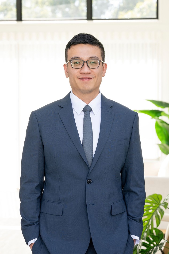 Giles Chen, Sales Executive at 